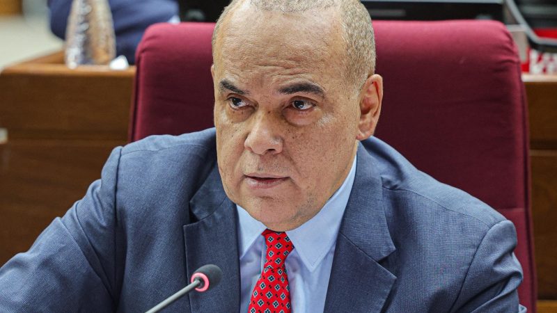 «Bachi» abre el Congreso a la Generación Z: ¿diálogo o contención preventiva?