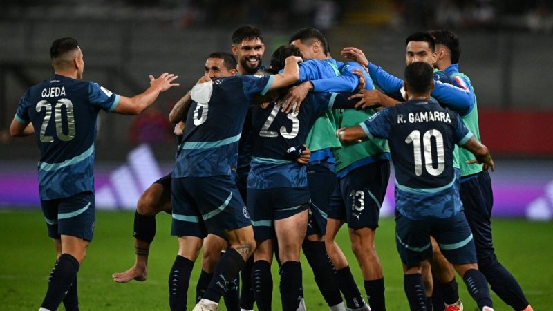 ¡Paraguay cierra las Eliminatorias con histórico triunfo en Perú!