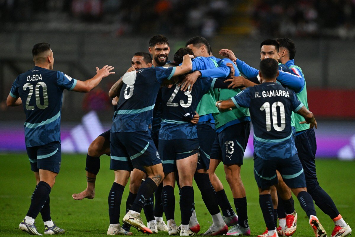 ¡Paraguay cierra las Eliminatorias con histórico triunfo en Perú!