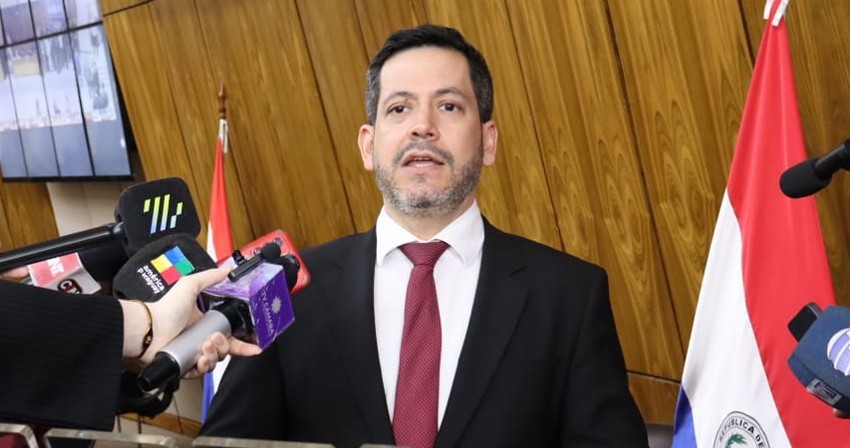 Choferes frenan la huelga de transporte luego de mediación política en Diputados