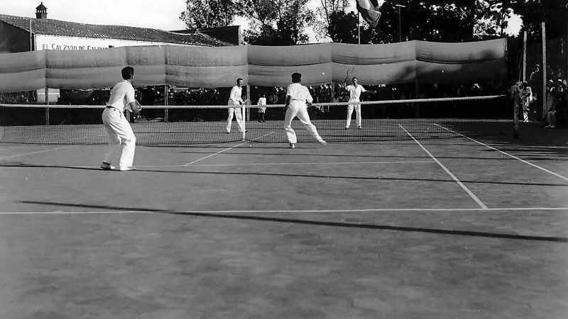 Paraguay y Pakistán ya juegan la Copa Davis en el CIT