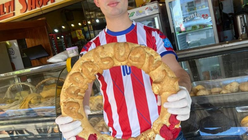 Rodrigo Coronil, el “Chipero Cheto”, sacude la previa del Mundial con su polémica “argolla gigante”