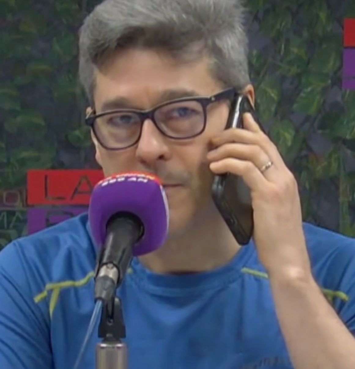 “¡BASTA DE ACOSO PARA COBROS, CARAJOO!”: Camilo Soares explotó contra telefónicas privadas