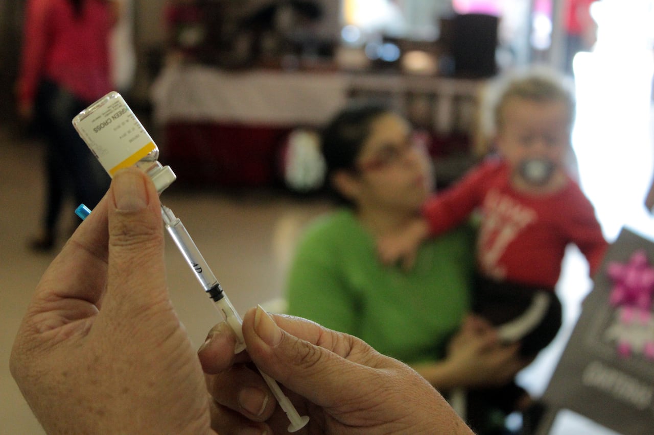 Expertos destacan la importancia de la vacuna hexavalente acelular