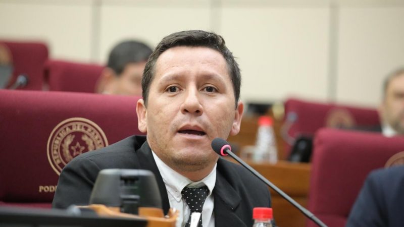 Senador Vera sobre los audios: “Esa no es mi voz”