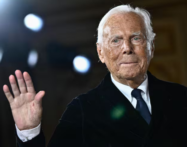 Murió Giorgio Armani, el icónico diseñador de moda italiano, a los 91 años