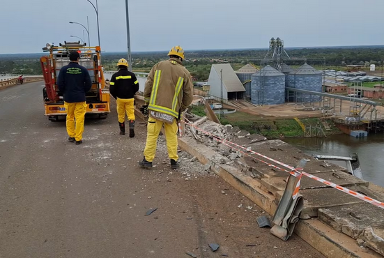 Camioneros protestarán tras muerte de chofer que cayó del puente Nanawa, exigiendo reparación urgente de la ruta