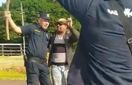 Campesinos impiden paso de ambulancia y retienen a comisario durante cierre de ruta