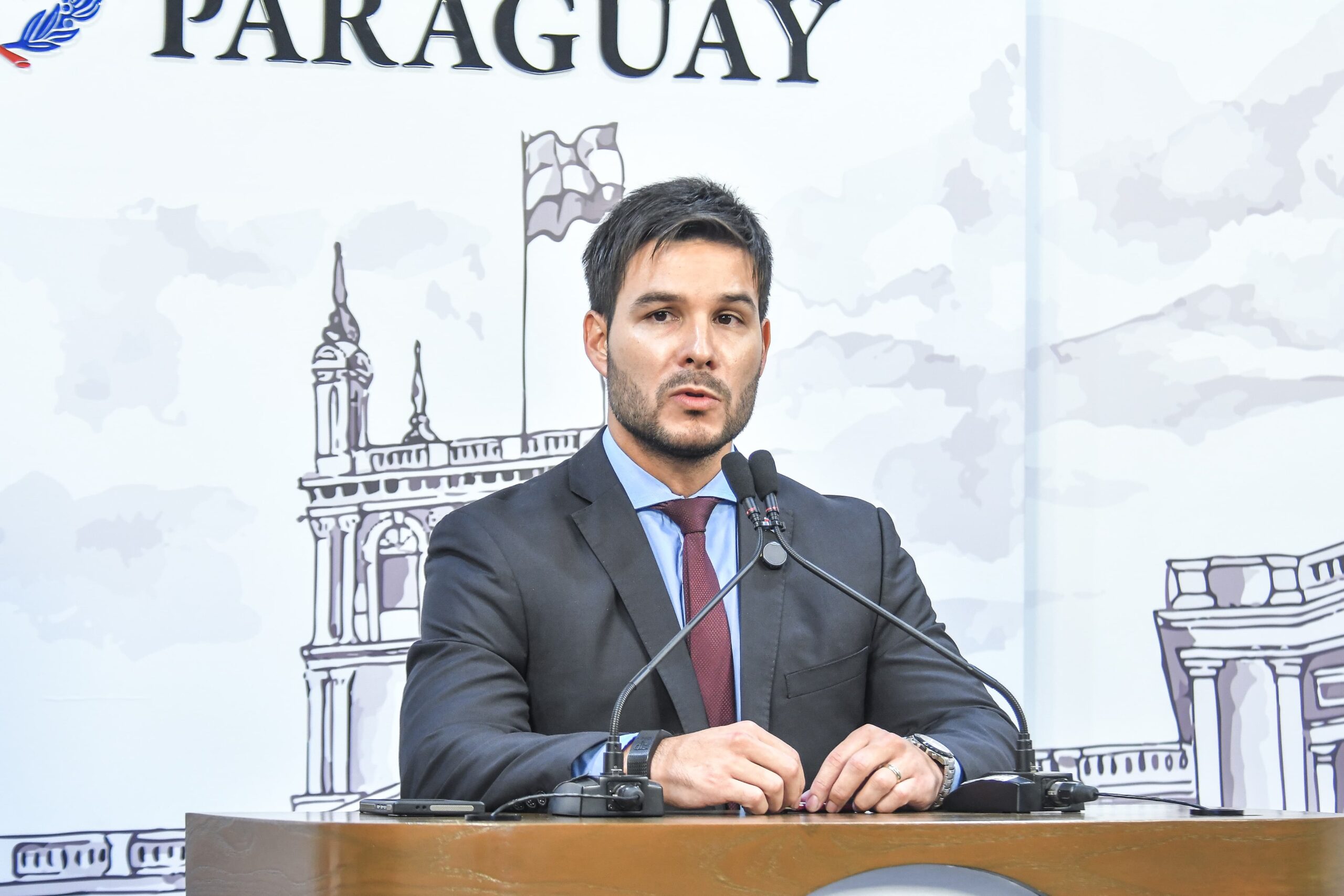 «Hay que seguir mejorando desde el aspecto de la prevención», menciona el ministro de la niñez