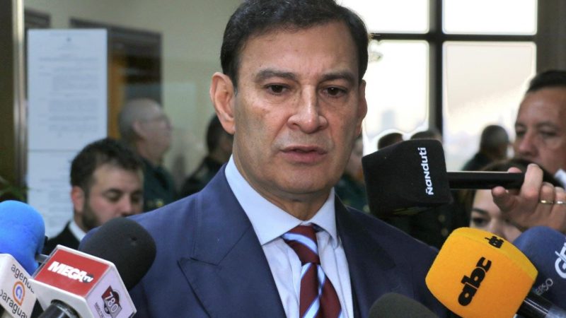 “Nos resta autoridad”: Ovelar no descarta suba salarial para autoridades, pero pide prudencia