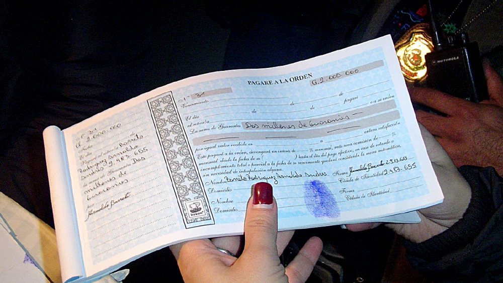 Mafia de los Pagarés: Habría exigido dinero de ujieres incluso cuando estaban de vacaciones, según testimonio