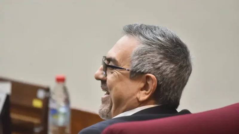 Yamil celebra que Gobierno no carga con muertos y opositores le recuerdan a Lalo Gomes