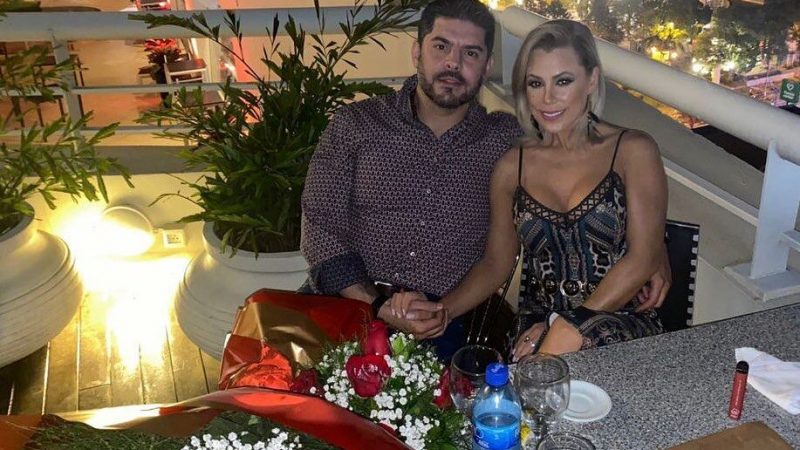 Senadora acusa a Lizarella de haber «usado» a comuna capitalina y trató de «inútil» a Nenecho