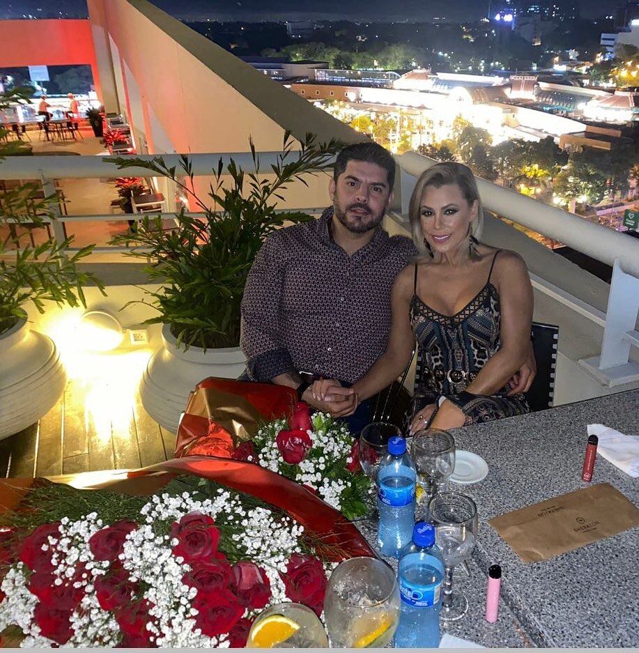 Senadora acusa a Lizarella de haber «usado» a comuna capitalina y trató de «inútil» a Nenecho