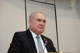 Diputada Vallejo trató de «inútil de la A a la Z» al fiscal general del Estado