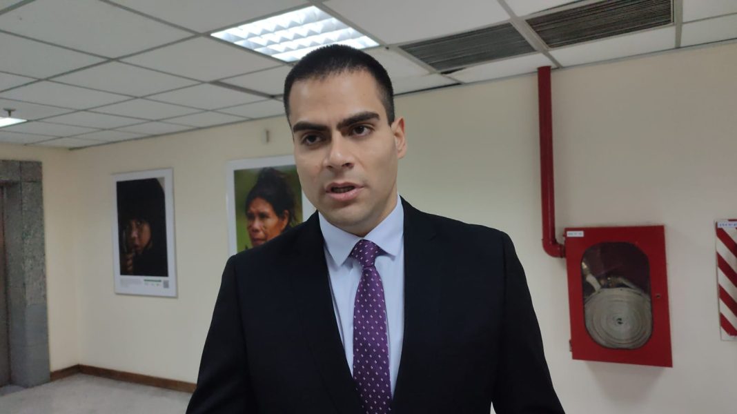 Fijan fechas de audiencia preliminar para Wilfrido Cáceres y su esposa