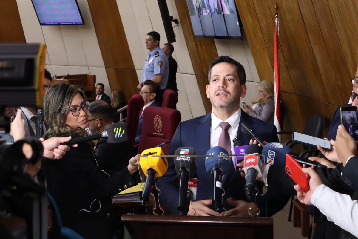 Latorre ordena investigación preliminar a funcionaria vinculada a caso Gomes: “Me siento moralmente obligado a investigar”