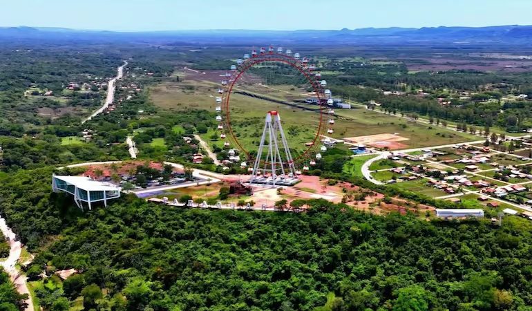 Polémica en Paraguarí por adjudicación exprés de la «Rueda de Chicago» en el cerro Perö