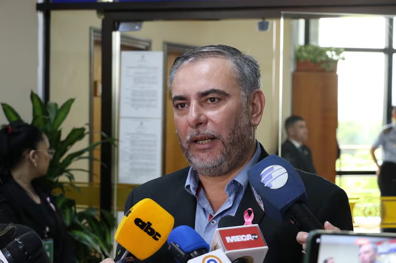 Villalba insiste en que Paraguay debe analizar relacionarse con China y soltar a Taiwán