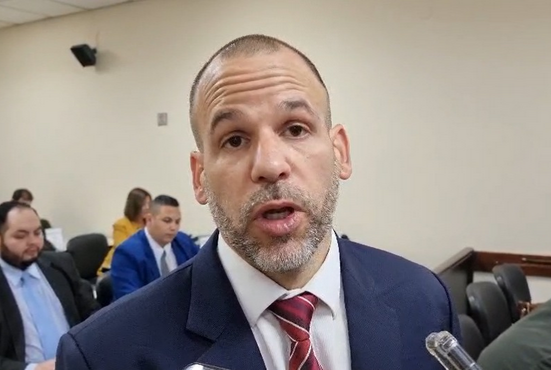 Abogado niega participación en crimen de militar frente a Derecho UNA y se pone a disposición