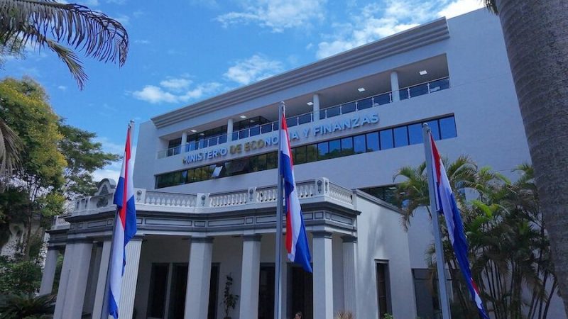 Paraguay se endeuda a ritmo de bonos: más de la mitad de la deuda pública ya depende del mercado