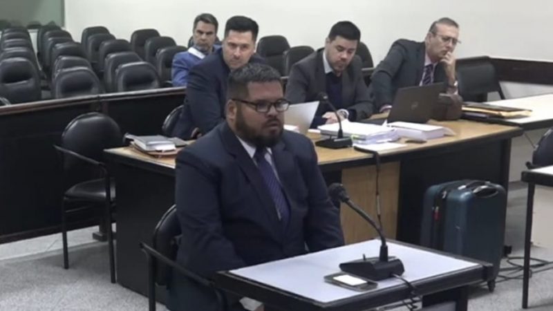 Memoria selectiva en vuelo: piloto de Galeano admitió traslado de Marset ante Fiscalía, pero lo «olvidó» en juicio