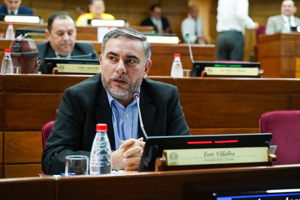 Convención liberal bajo sospecha: temen pacto secreto para revivir la enmienda