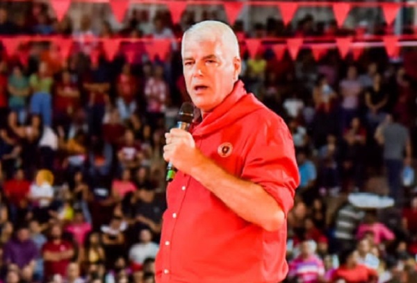 Wiens desafía a Peña: “Que se someta al polígrafo por los sobres”