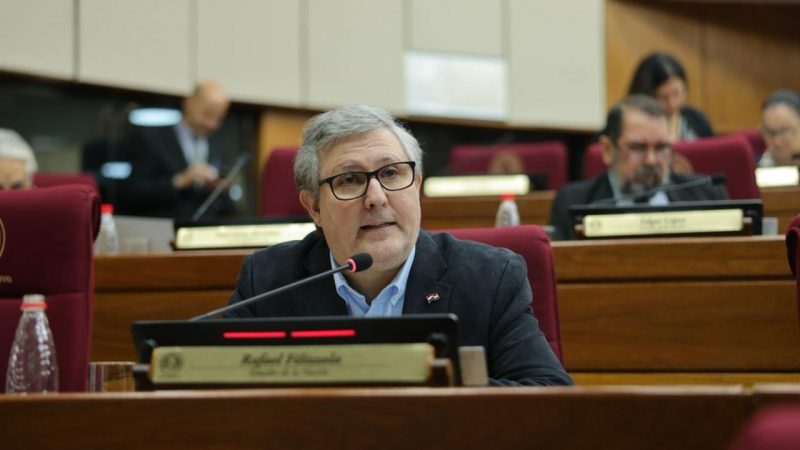 Senador Filizzola acusa a Fiscalía de encubrir caso Pecci
