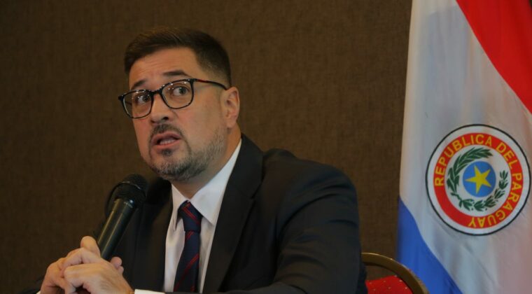 Cartes desbloqueado, pero sin visa: EE.UU. aún no le abre la puerta