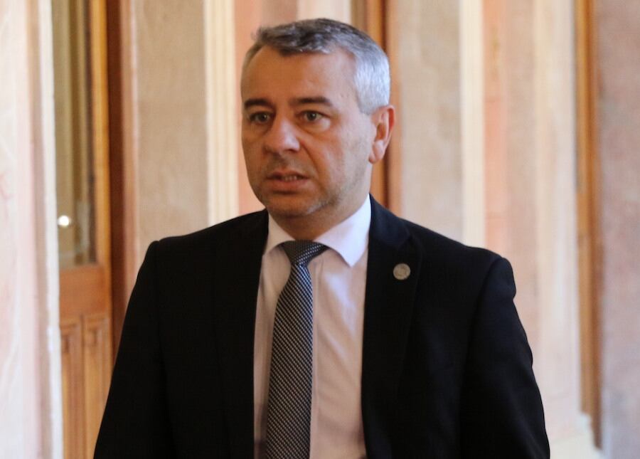 Centurión promete limpiar planilleros sin echar a nadie: ¿reforma o maquillaje electoral?