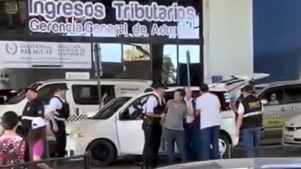 Investigan golpiza a presunto adolescente durante control militar aduanero en CDE