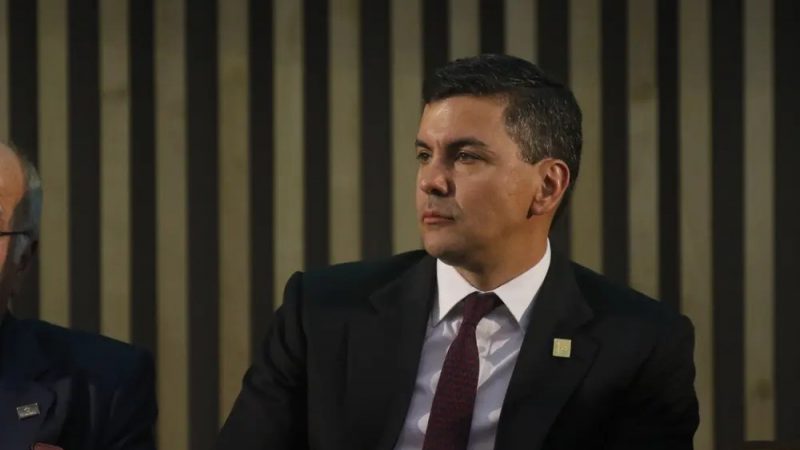 Peña bajo presión: oposición exige veto a ley que blindaría datos de funcionarios