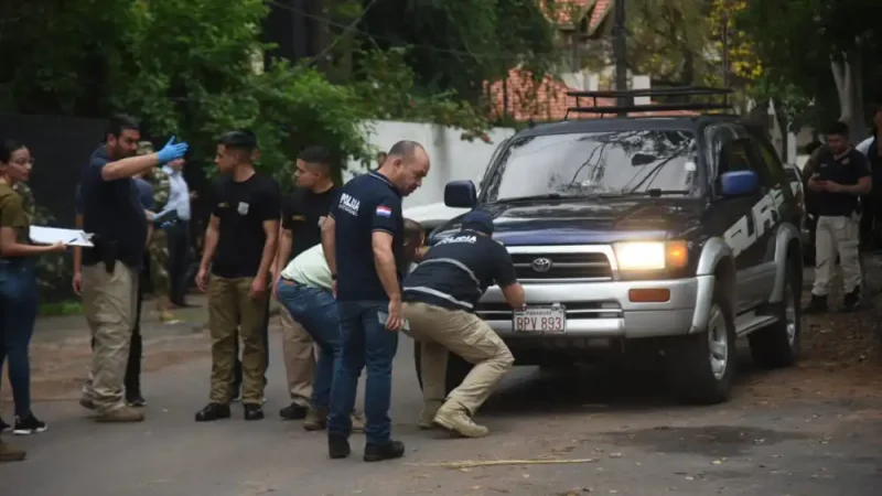 Policía realiza allanamiento en CDE en busca de los asesinos del militar Guillermo Moral