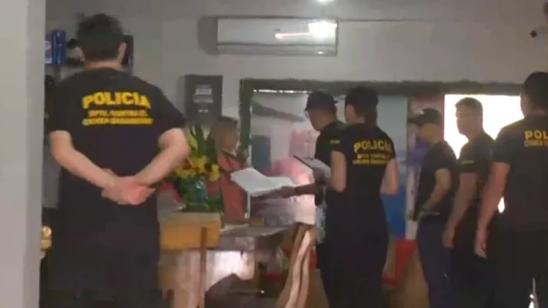 Detienen a personas investigadas en esquema de tráfico de armas internacional