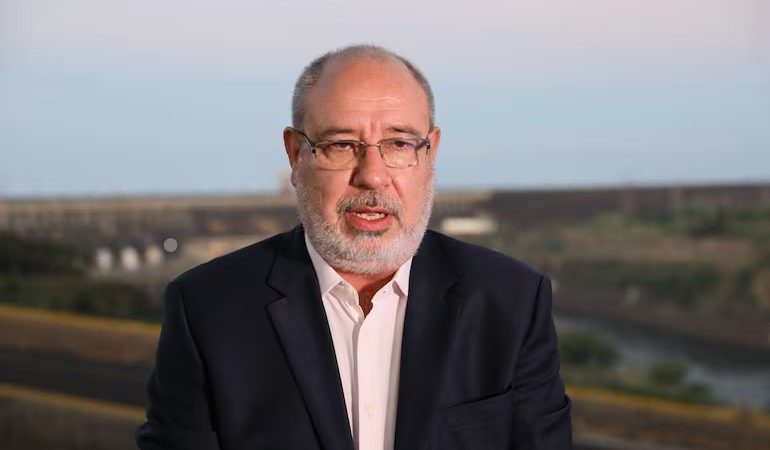 Justo Zacarías se lava las manos: culpa municipal, botín en Itaipú y árbol de USD 850 mil