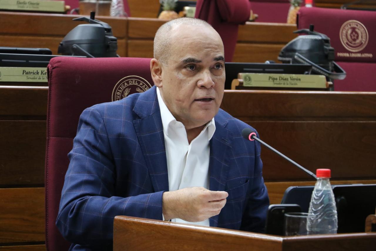 “Bachi” contra autocrítica colorada: rechaza reunión y culpa a disidentes por derrota en CDE