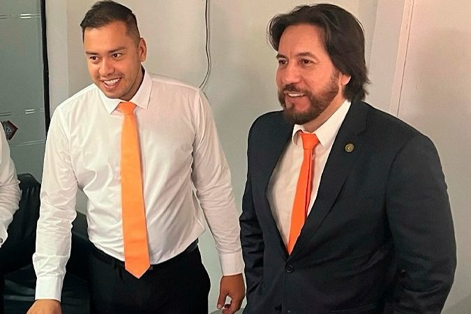 Miguel Prieto 2028: Senador Velázquez oficializa candidatura presidencial tras victoria en CDE