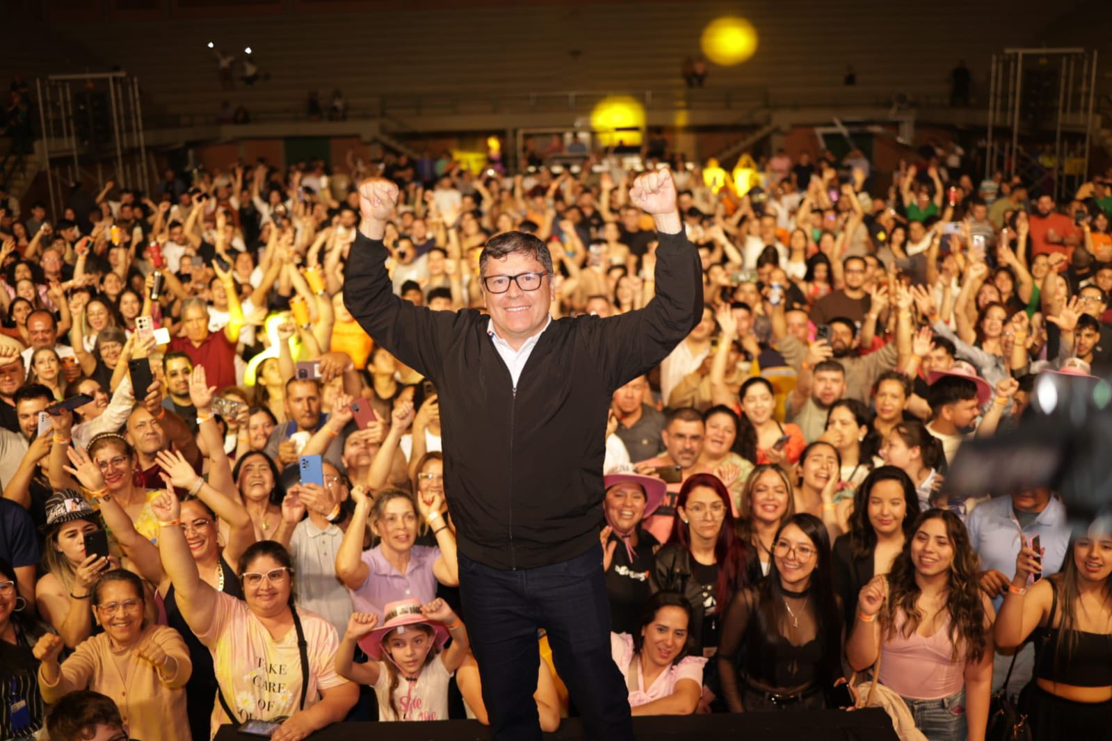 Mujica apuesta a un turismo más robusto en CDE y confirma su intención de seguir en carrera