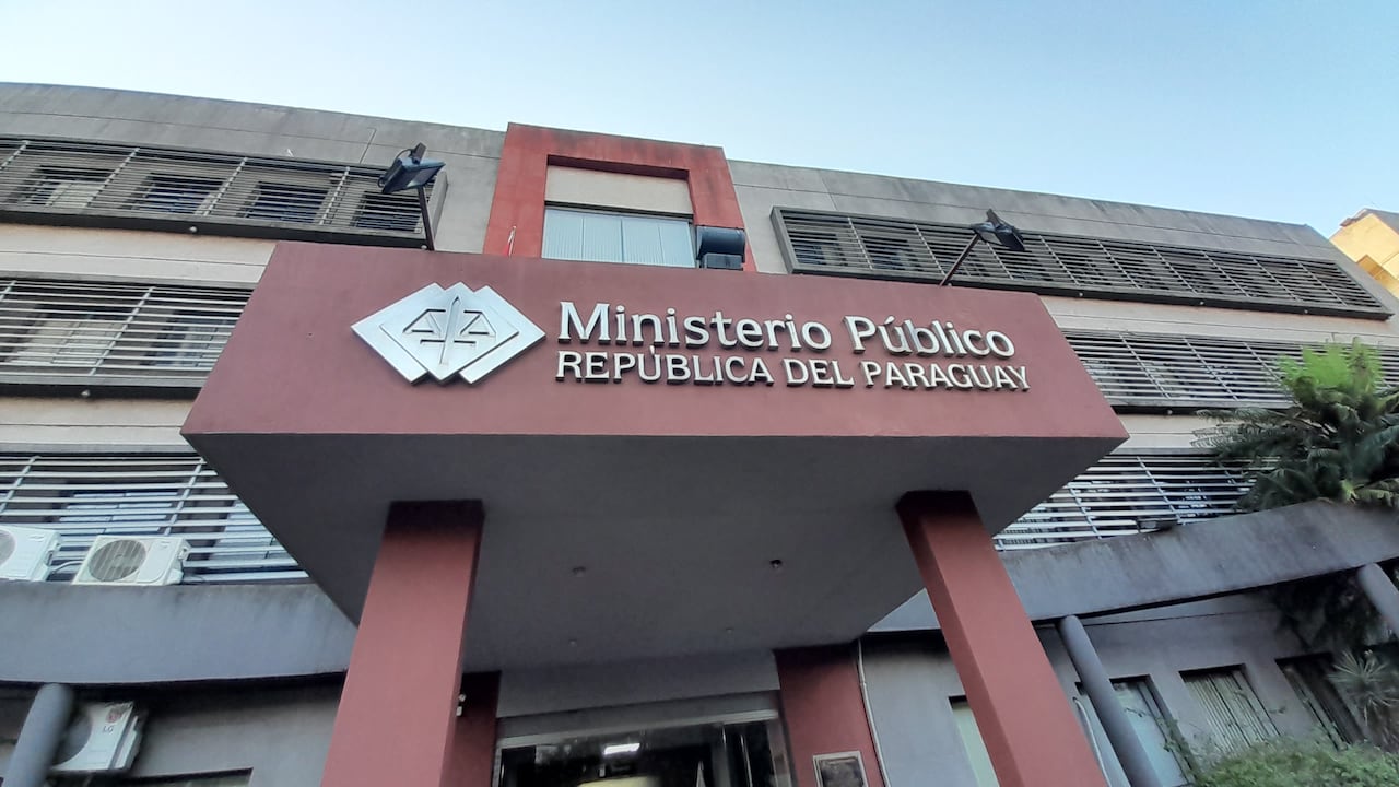 Huelga de funcionarios de la Fiscalía: “Reclamamos un pequeño reajuste”