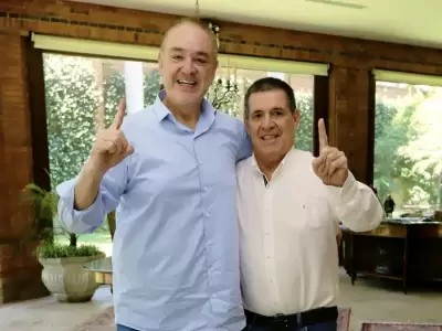 González Vaesken promete copar la comuna de colorados: “Lo hacen todos”