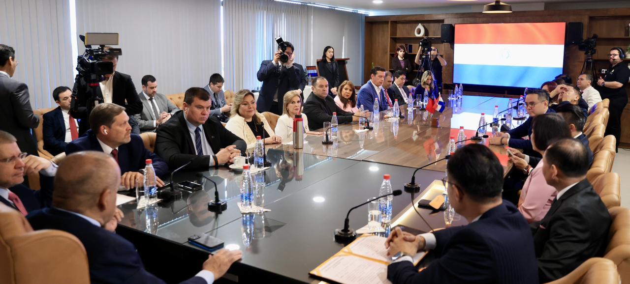 Choque diplomático: Kobylanski vs. embajador de Taiwán, transmisión cortada en plena reunión