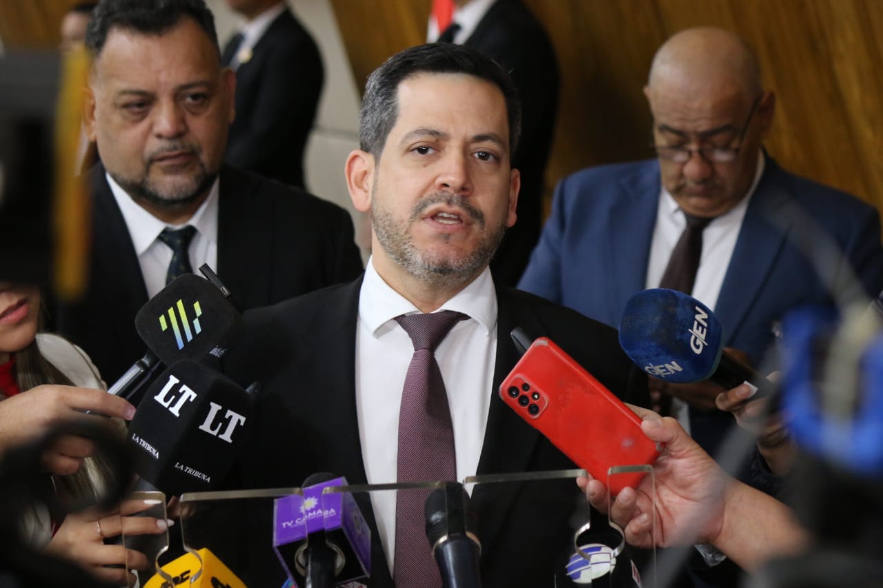 Cartismo en guerra de sucesión: ¿Alliana-Latorre o Baruja-Latorre rumbo a 2028?