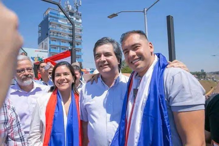 Prieto sacude la interna opositora: pide “pisar tierra” y respalda a Johanna en Asunción