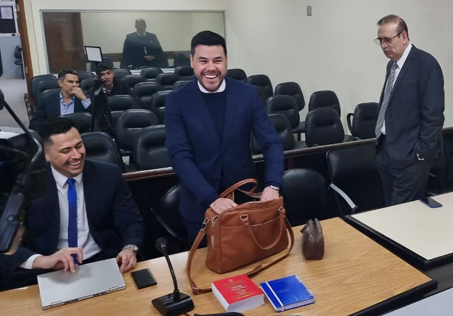 Abogado asegura que no existe prueba alguna contra el senador Erico Galeano