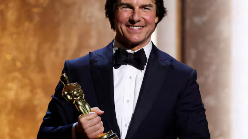 Tom Cruise recibió un Oscar honorífico