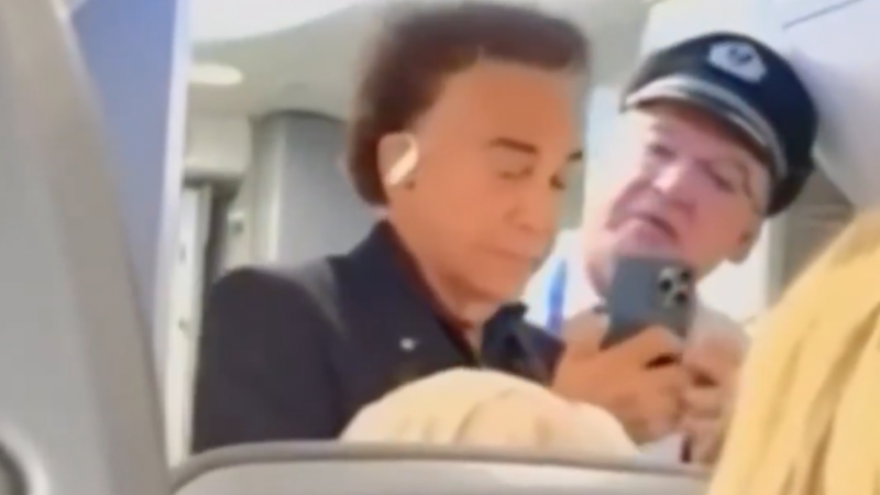 ¡Escándalo! ¡Bajaron al «Puma» Rodríguez de un avión por un incidente!