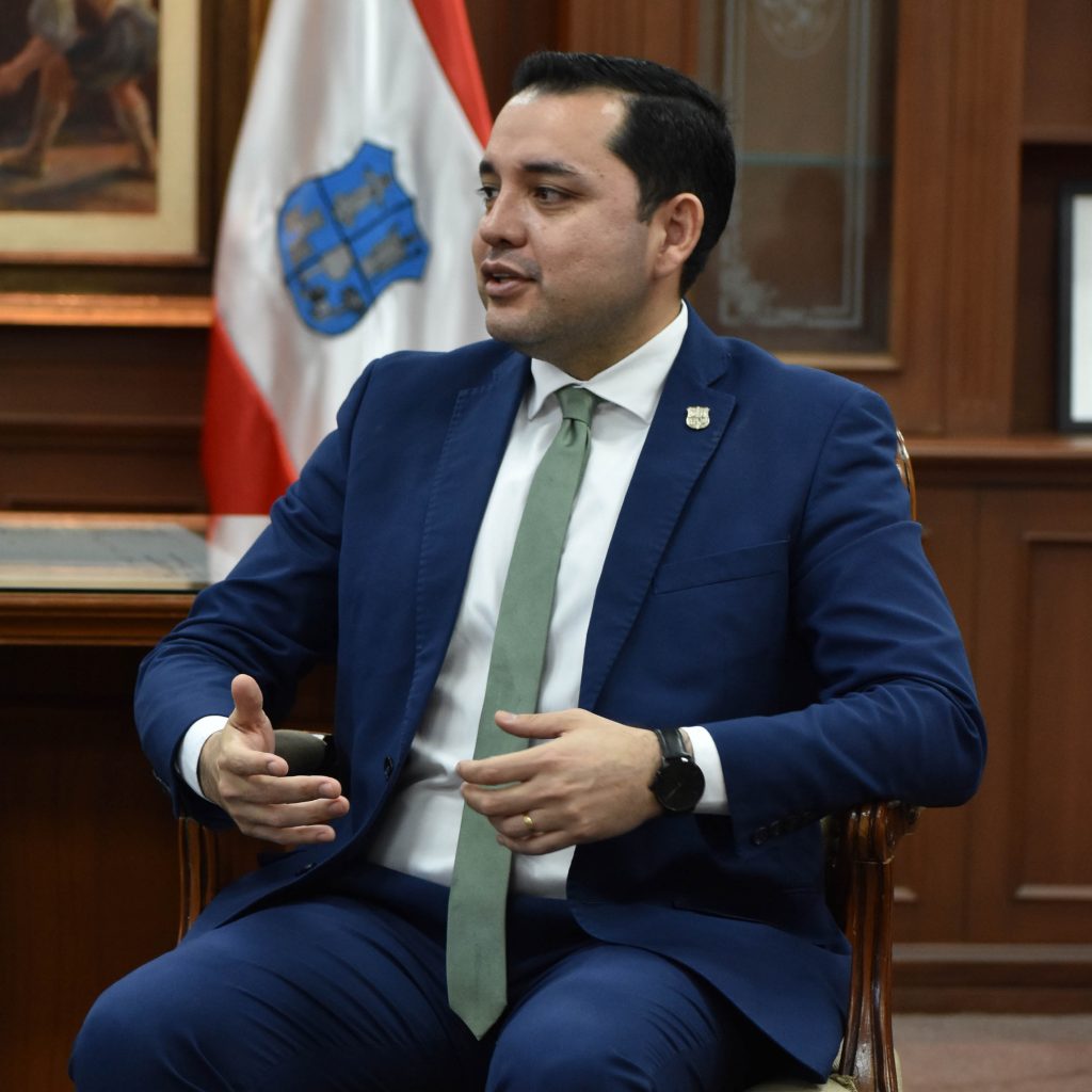 Planilleros en fuga: 70 renuncias tras sumarios en la Municipalidad de Asunción