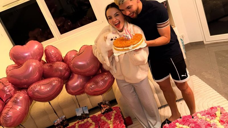 Julio Enciso se inspiró para derretir de amor a su esposa por su cumple