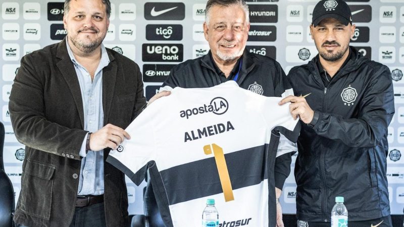Ever Hugo Almeida se despide del banquillo de Olimpia al cierre del Clausura 2025
